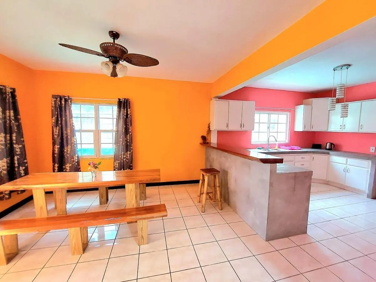 Villa Anita Orange Bay 0*,